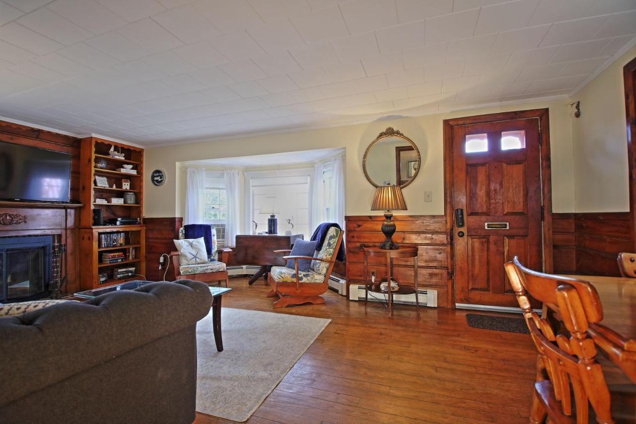Lofted Cape Cottage By Leavetown Vacations Саут-Ярмут Экстерьер фото