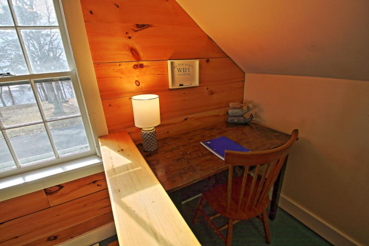 Lofted Cape Cottage By Leavetown Vacations Саут-Ярмут Экстерьер фото